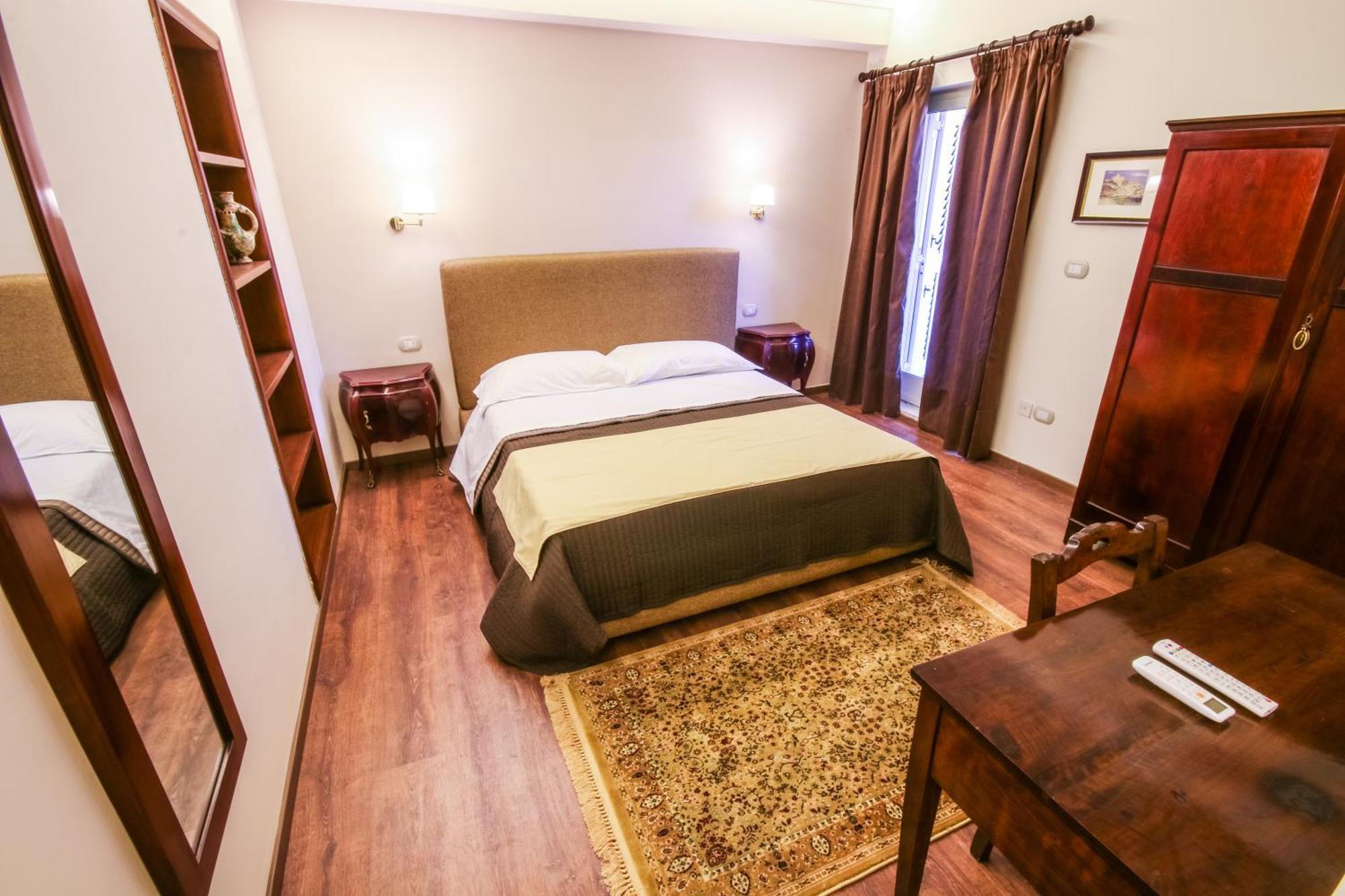 96 Guest House Reggio di Calabria Exteriör bild